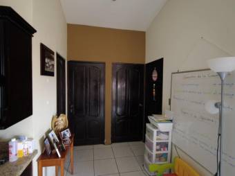 Venta de 2 Casas en Paraíso, Cartago. RAH 25-379