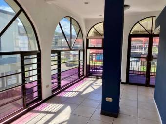 Se vende amplia propiedad con 3 edificios en San Rafael de Escazú 23-2275