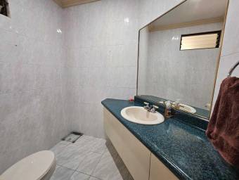 Venta de Apartamento en Curridabat, San José. RAH 25-393