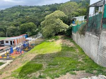 Se vende lote con 809m2 en Escazú 24-560