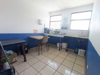 Se vende espaciosa casa de 2 plantas en San Sebastián de San José 24-1422