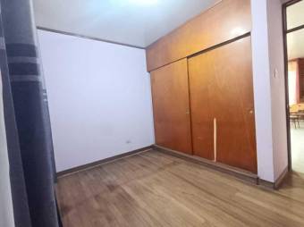 Se vende espaciosa casa de 2 plantas en San Sebastián de San José 24-1422