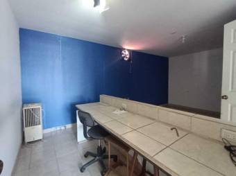 Se vende espaciosa casa de 2 plantas en San Sebastián de San José 24-1422