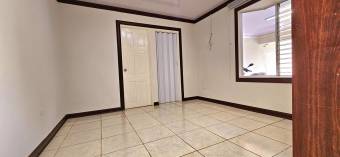 House for sale in Santo Domingo de Heredia DISCOUNT PRICE