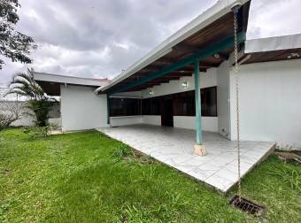 CASA EN VENTA EN RESIDENCIAL EXCLUSIVO CERCA DE REAL CARIARI