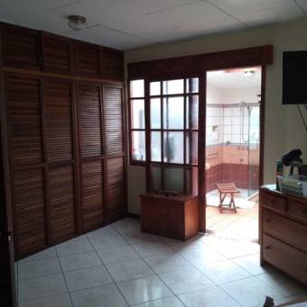 Se vende propiedad en Barva Heredia A24-804