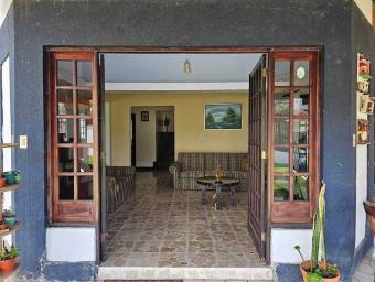 Venta de Casa en Curridabat, San José. RAH 25-392