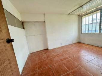 Se vende local con 7 apartamentos para inversión en Ipis de Goicoechea 25-397, $ 200,000, 7, San José, Goicoechea