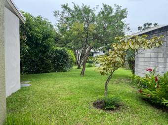 HOUSE FOR SALE IN CONDOMINIO TROCADERO, SANTA ANA, POZOS HOUSE FOR SALE IN CONDOMINIO TROCADERO, SANTA ANA, POZOS