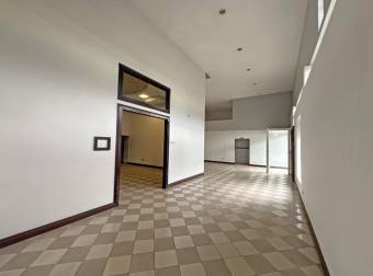 ALQUILER DE LOCAL COMERCIAL, BARRIO DON BOSCO, SAN JOSÉ