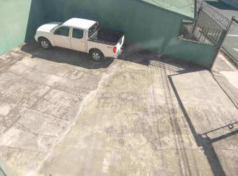 VENTA DE PROPIEDAD ESQUINERO CON BODEGA Y PARQUEO, CARTAGO, CENTRO