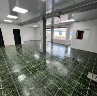 Alquiler de Local Comercial - 180m2 