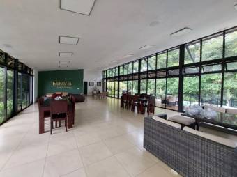 Se vende lote plano en exclusivo condominio de Guácima Alajuela 25-1970