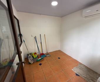 Propiedad de uso mixto en venta en Río Segundo, Alajuela