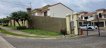 House for sale in San Francisco de Heredia CONDOMINIUM