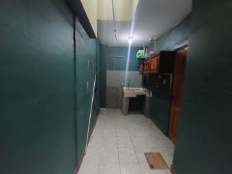 Se vende propiedad con 2 apartamentos en San Francisco Heredia 26-286