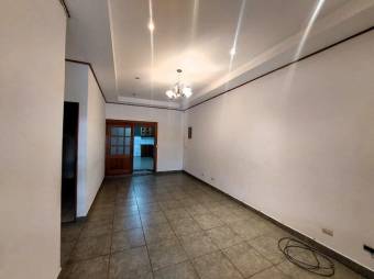 Se vende propiedad con 2 apartamentos en San Francisco Heredia 26-286