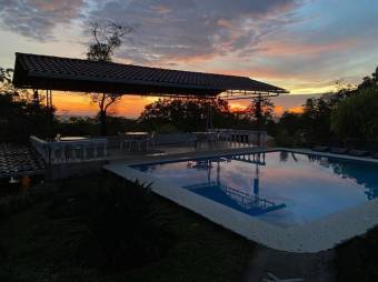 Se vende amplio hotel con 9 hectáreas de lote en San Ramon Alajuela 24-671, $ 7,278,000, 22, Alajuela, San Ramón