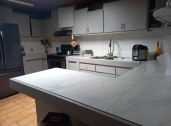 HEREDIA BELEN RENTO CASA CON PISCINA $1.800