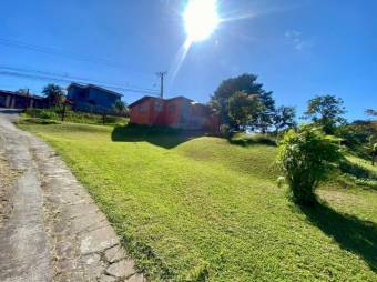 Se vende amplio lote de 2.1 hectáreas en Santo Domingo Heredia 25-1244