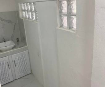 Se vende propiedad para inversión en Playas del Coco Guanacaste 25-672