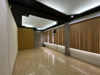 Se vende amplia propiedad con 5 bodegas en Hospital San José 24-1348, $ 3,100,000, 17, San José, San José