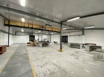 Se vende amplia propiedad con 5 bodegas en Hospital San José 24-1348, $ 3,100,000, 17, San José, San José