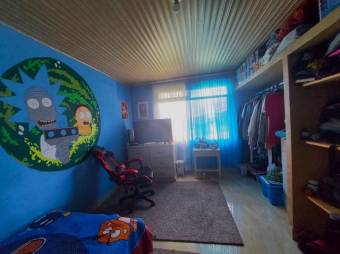 Se vende casa con mas de 7,000m2 de lote en San Rafael de Heredia 25-186 Se vende casa con mas de 7,000m2 de lote en San Rafael de Heredia 25-186