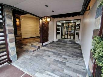 MLS-26-340 LS VENTA CASA AGUACALIENTE CARTAGO