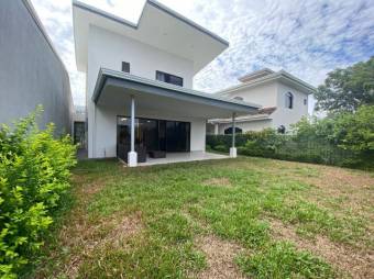 Se alquila casa amoblada a estrenar en Puente Piedra Alajuela 25-1713