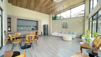 Se alquila moderna casa amoblada en condominio de Santa Ana 26-320
