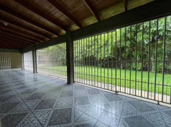 Se vende casa con patio y terraza en San Rafael Escazú 25-466 Se vende casa con patio y terraza en San Rafael Escazú 25-466