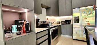 House for sale in La Guácima, Alajuela.