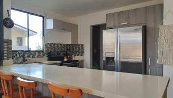 Se vende espaciosa casa en condominio de Sabanilla San José 25-1562 Se vende espaciosa casa en condominio de Sabanilla San José 25-1562