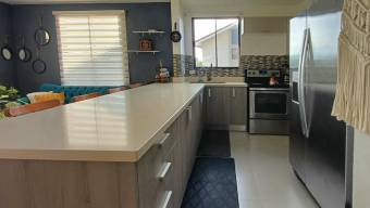 Se vende espaciosa casa en condominio de Sabanilla San José 25-1562 Se vende espaciosa casa en condominio de Sabanilla San José 25-1562