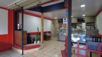 Se vende propiedad con uso mixto en Guadalupe San José 23-1459