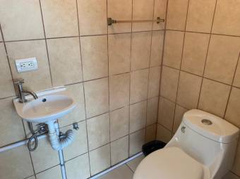 Se vende casa con local comercial en Mercedes de Montes de Oca 26-96 Se vende casa con local comercial en Mercedes de Montes de Oca 26-96