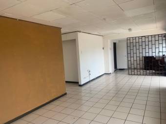 Se vende casa con local comercial en Mercedes de Montes de Oca 26-96 Se vende casa con local comercial en Mercedes de Montes de Oca 26-96