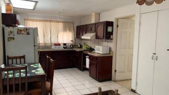 Se vende casa con local comercial en Mercedes de Montes de Oca 26-96 Se vende casa con local comercial en Mercedes de Montes de Oca 26-96