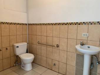 Se vende casa con local comercial en Mercedes de Montes de Oca 26-96 Se vende casa con local comercial en Mercedes de Montes de Oca 26-96