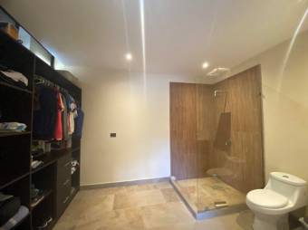 Se vende espaciosa casa con terraza en Ciudad Colón 25-368 Se vende espaciosa casa con terraza en Ciudad Colón 25-368