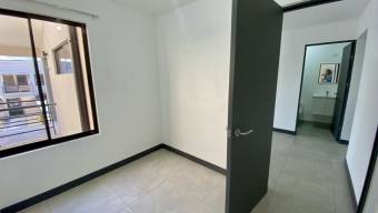 Se alquila apartamento en condominio de San Francisco Heredia 26-381