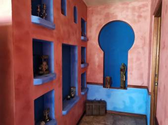 Se vende espaciosa casa de 2 plantas en San Francisco Heredia 25-1017 Se vende espaciosa casa de 2 plantas en San Francisco Heredia 25-1017