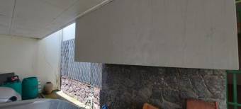 Se vende espaciosa casa con patio en mercedes San José 25-269 Se vende espaciosa casa con patio en mercedes San José 25-269