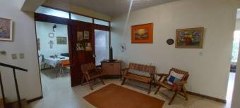 Se vende espaciosa casa con patio en mercedes San José 25-269 Se vende espaciosa casa con patio en mercedes San José 25-269