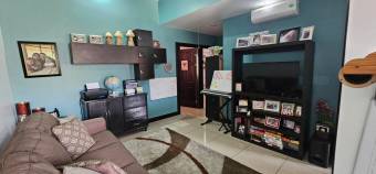 Se vende espaciosa casa con terraza en Santa Ana 26-174 Se vende espaciosa casa con terraza en Santa Ana 26-174