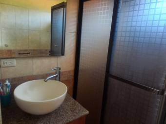 Se vende propiedad con casa y apartamento en Mata de Plátano 24-1718 Se vende propiedad con casa y apartamento en Mata de Plátano 24-1718