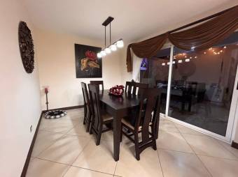 Se vende espaciosa casa con terraza en condominio de Ulloa Heredia 25-1188 Se vende espaciosa casa con terraza en condominio de Ulloa Heredia 25-1188