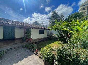 Casa Encantadora de Adobe en Escazu Centro Casa Encantadora de Adobe en Escazu Centro