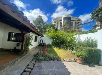 Casa Encantadora de Adobe en Escazu Centro Casa Encantadora de Adobe en Escazu Centro